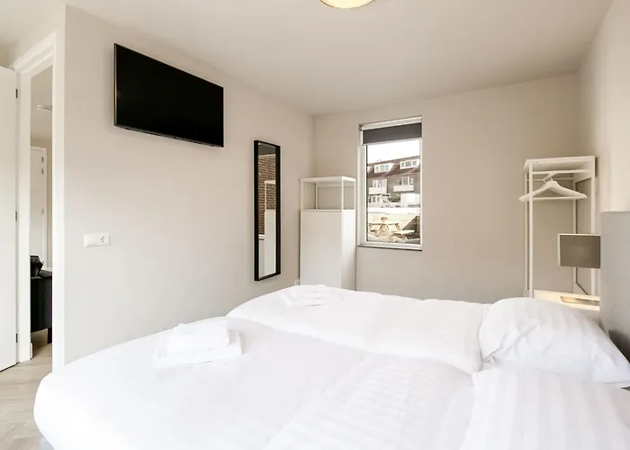 شقة With Sea View And Parking In