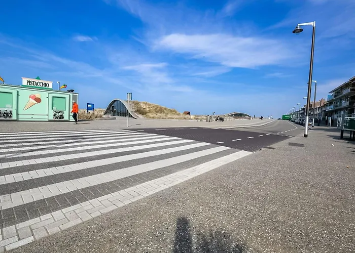 شقة With Sea View And Parking In *