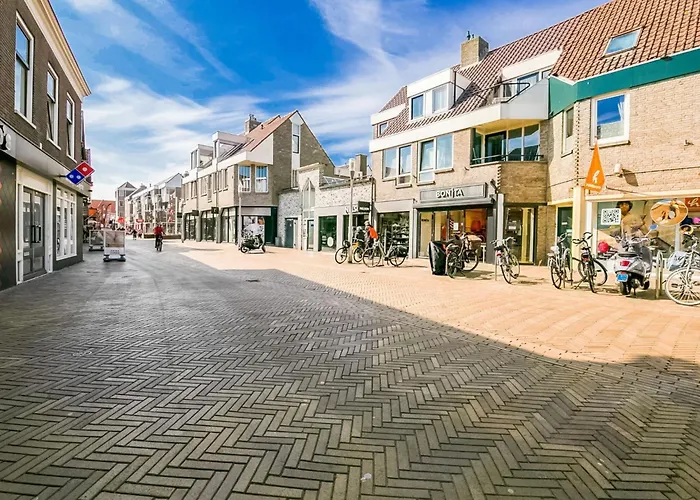 With Sea View And Parking In شقة