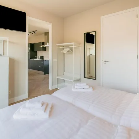 Apartamento With Sea View And Parking In *