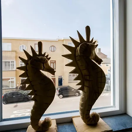 Apartamento With Sea View And Parking In *