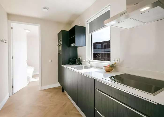 Apartman With Sea View And Parking In *